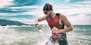 Quels sont les meilleurs vêtements imperméables pour les nageurs ?